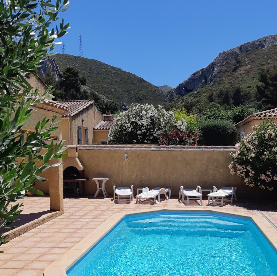 Chambre Privee Avec Piscine Marseilles Buitenkant foto